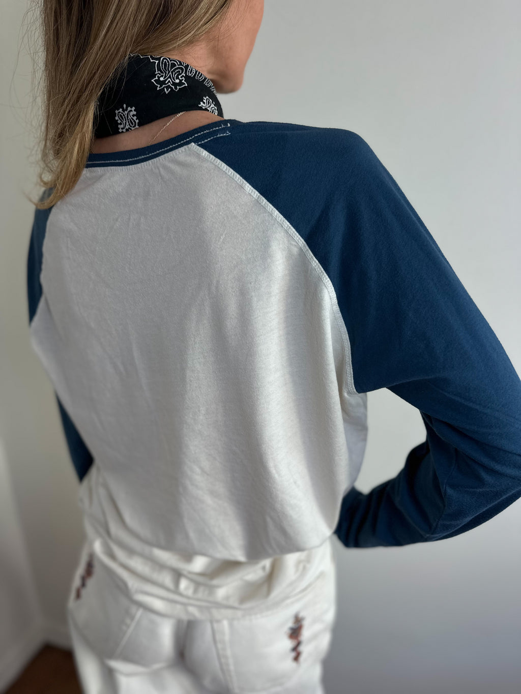 Vintage Hard Rock Cafe Long Sleeve Graphic Tee