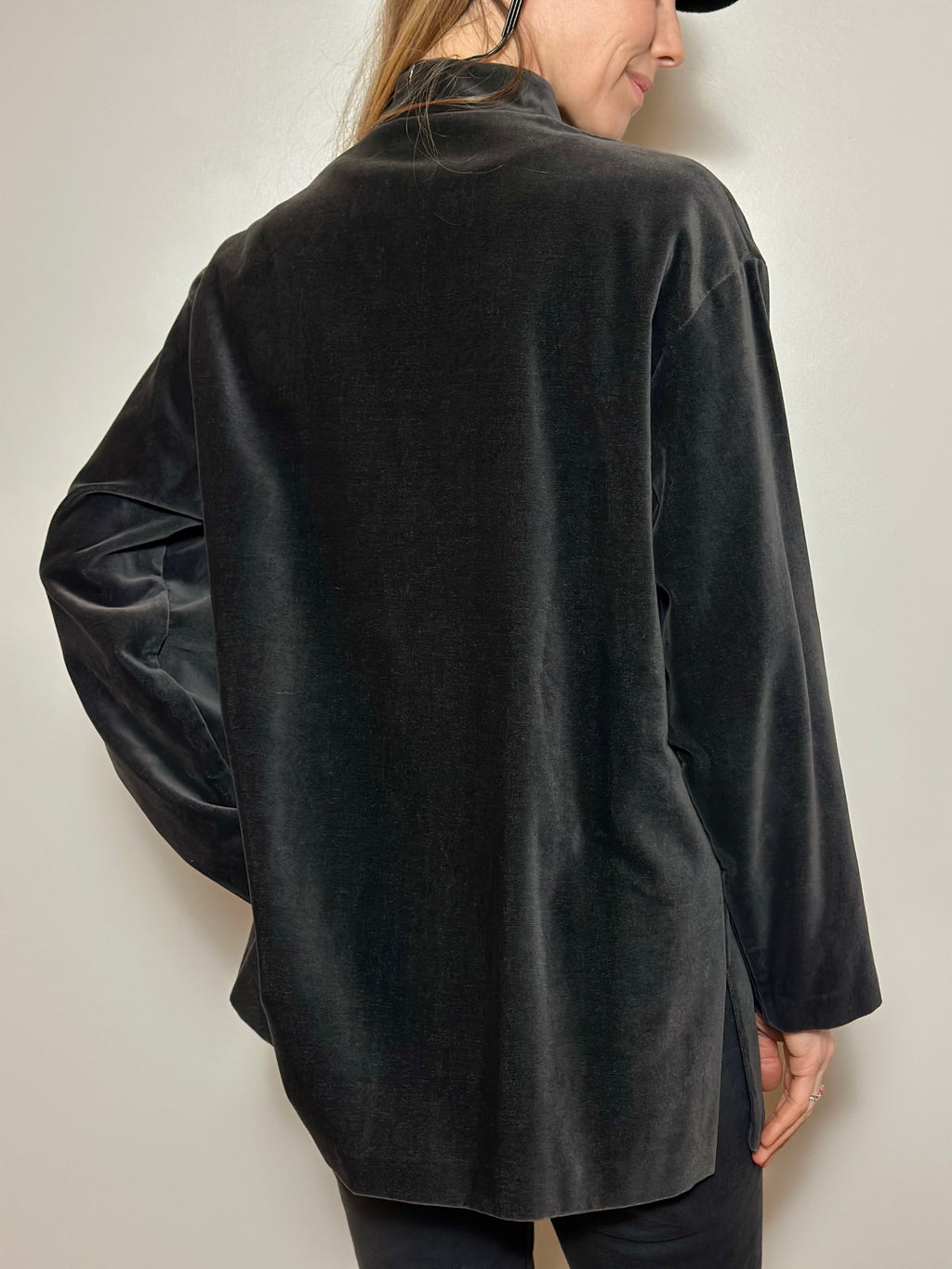 Minimalist Velvet Mandarin Collar Jacket